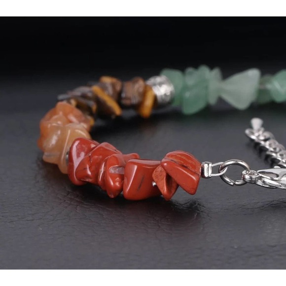 7 Chakra Women Healing Bracelet - Picture 3 of 6
